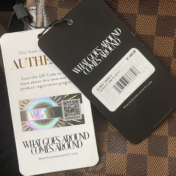 Authentic Louis Vuitton Messenger Bag - Picture 2 of 5